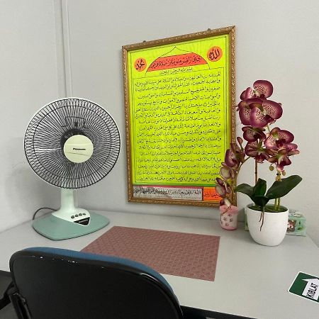 Homestaymuslim Di Teluk Intan Exterior foto