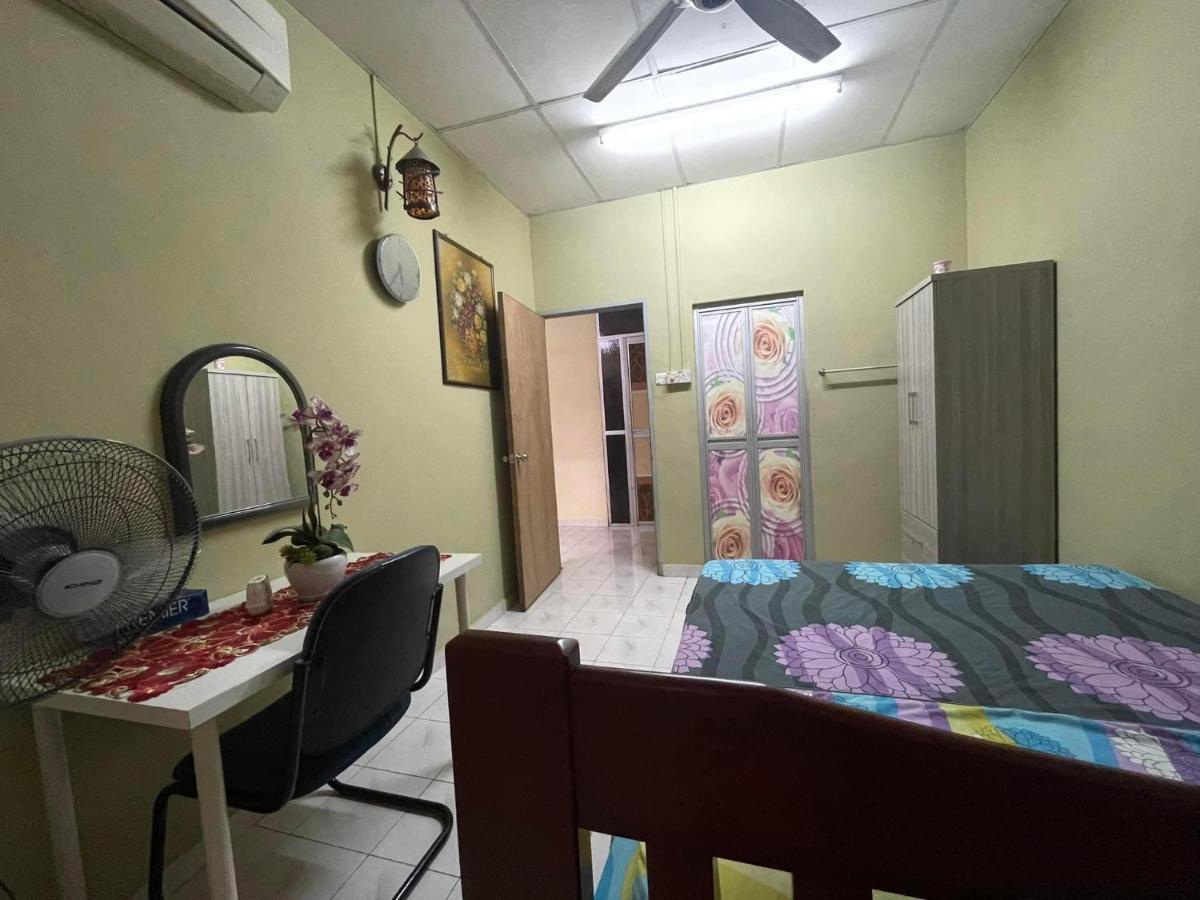 Homestaymuslim Di Teluk Intan Exterior foto
