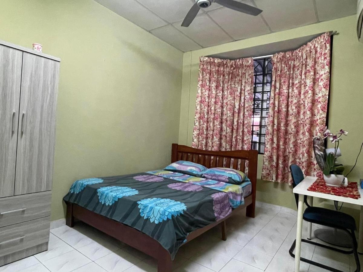 Homestaymuslim Di Teluk Intan Exterior foto